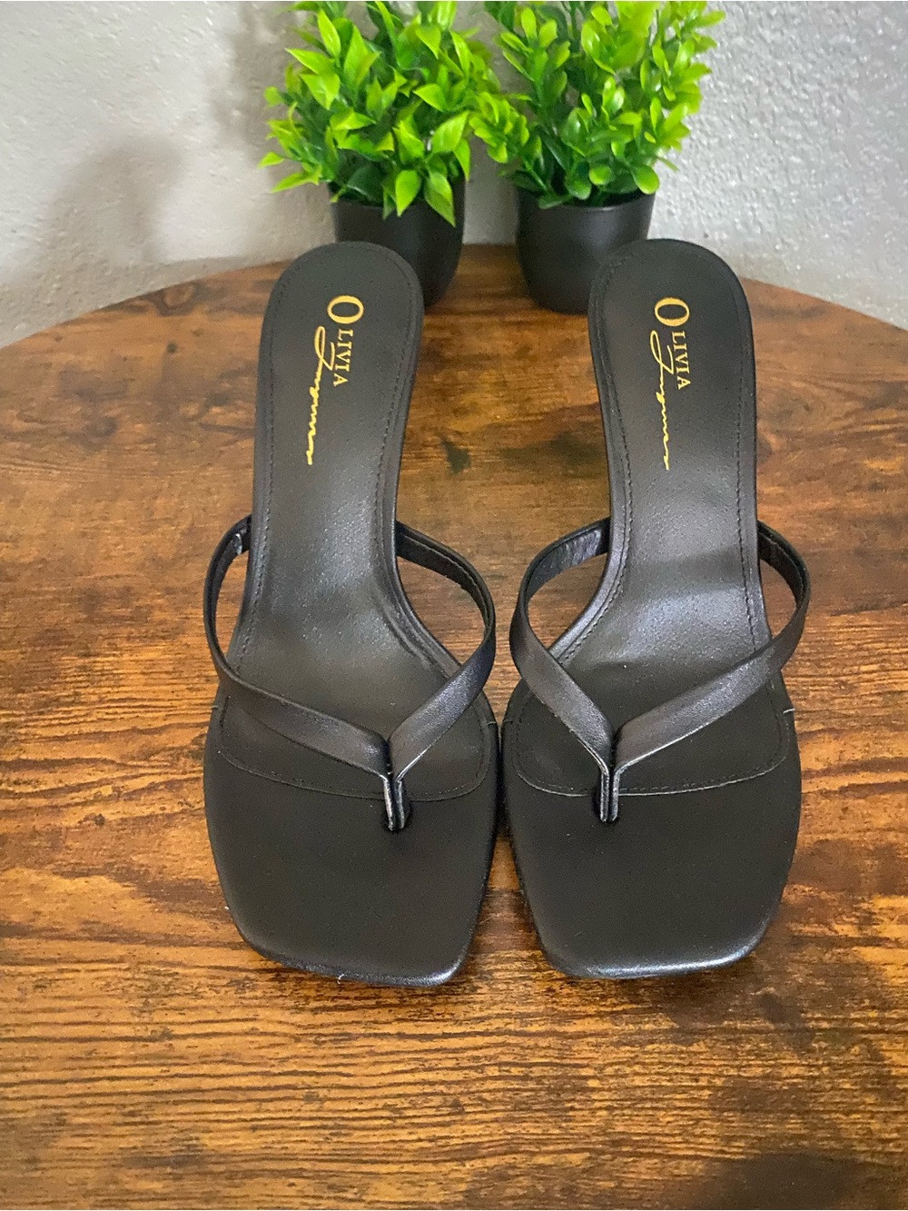 Black Olivia Jaymes High-Heeled Thong Sandals